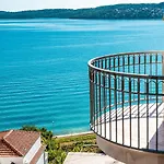 Apartment More Trogir