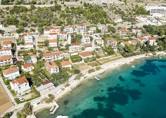 Διαμέρισμα More *