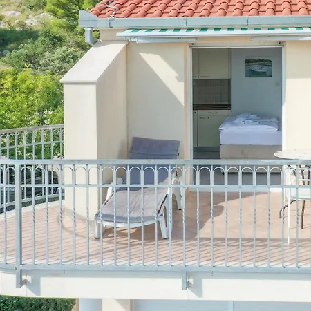 More Apartment Trogir