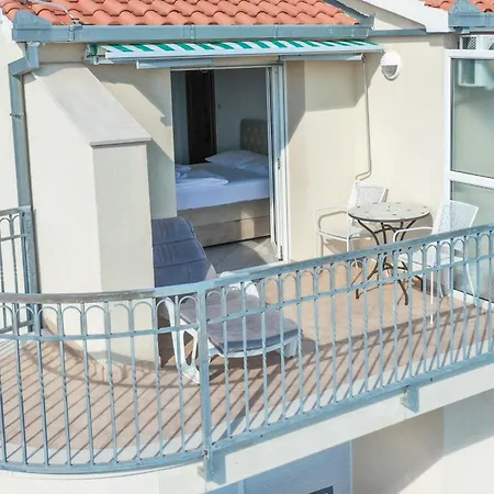 Apartman More *