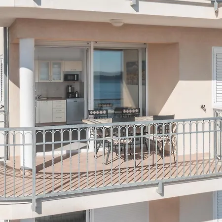 Apartman More